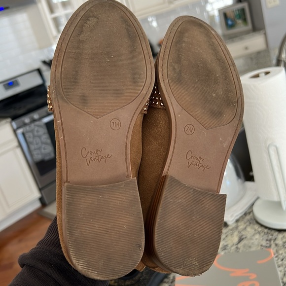 Suede loafers. - Picture 5 of 8